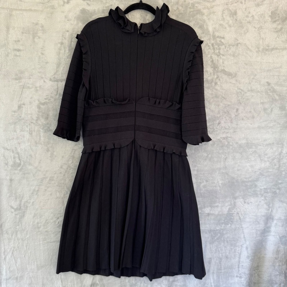Chanel Black Ruffle Ribbed Knit Wool Dress P39232K02765 FR 46 US 12 - Picture 8 of 8